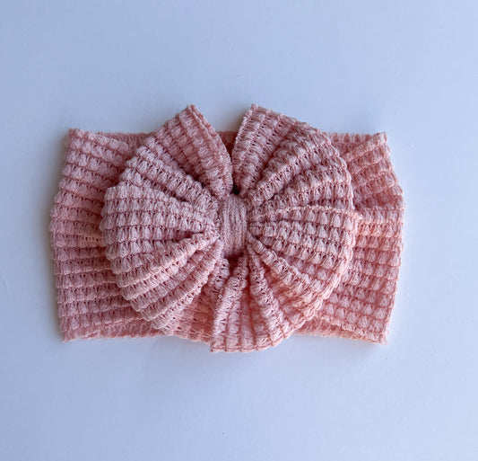 Peachy Waffle Messy Bow