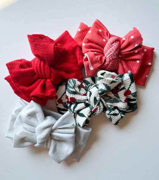 Holly Jolly Signatures